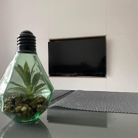 Spacious 2Br Apartment 6Min From Prague Castle! Luaran gambar